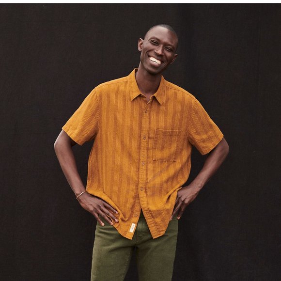 Madewell Men's Casual Button Down Shirt in Mustard - Picture 1 of 6